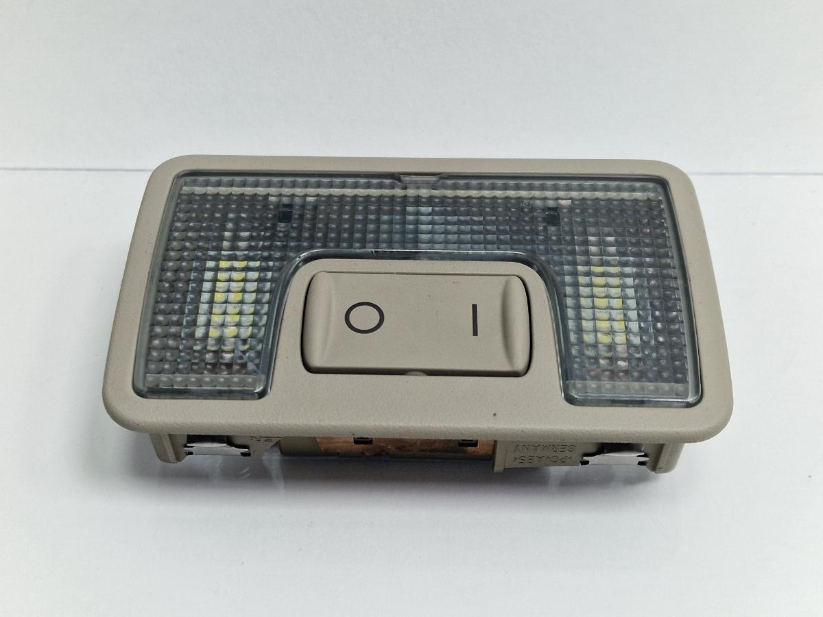 Plafoniera spate AUDI A4 Avant 8D5, B5 1994 - 2001 1.6 1.6 1.6 ALZ 4B9947123