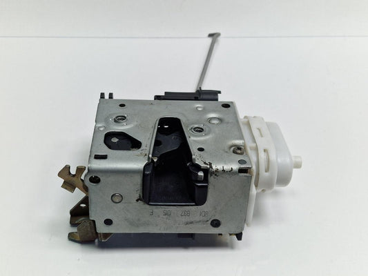 Broasca usa stanga fata AUDI A4 Avant 8D5, B5 1994 - 2001 1.6 1.6 1.6 ALZ 8D1837015F