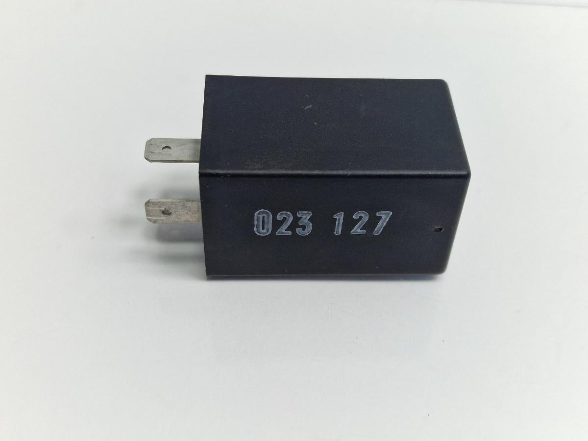 Releu proiectoare ceata 382 AUDI A4 Avant 8D5, B5 1994 - 2001 1.6 1.6 1.6 ALZ 4D0907131