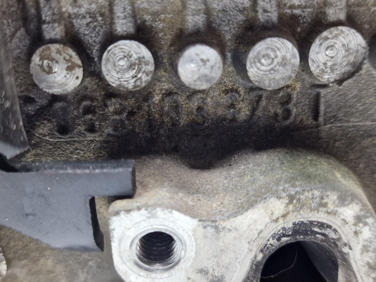 Chiulasa motor cu un ax came AUDI A4 Avant 8D5, B5 2001 - 2007 1.6 ALZ BFQ BSE 06B103373T