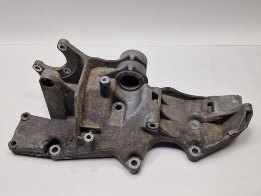 Suport accesorii AUDI A4 Avant 8D5, B5 1994 - 2001 1.6 1.6 1.6 ALZ 06B903143K
