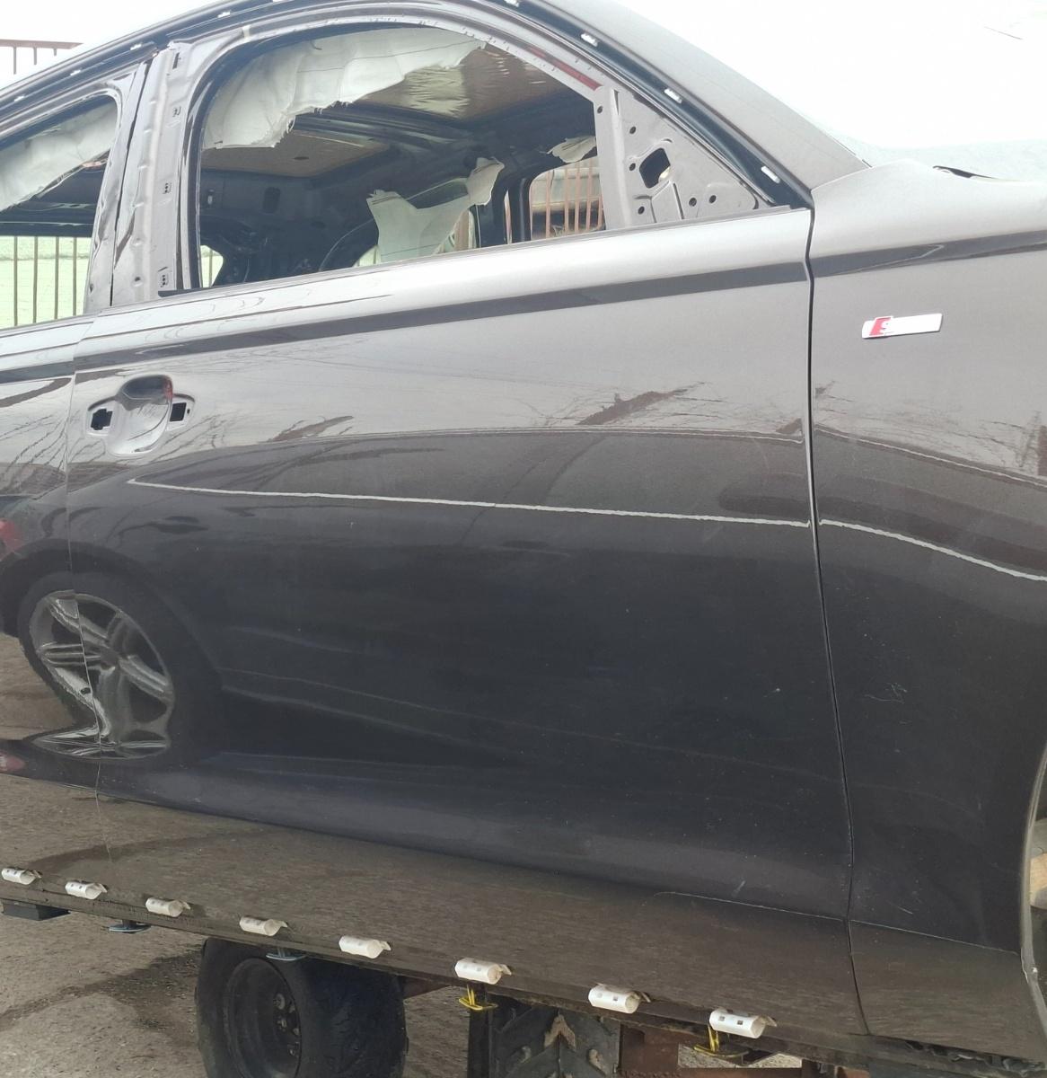 Usa portiera fata dreapta dezechipata AUDI A6 IV Avant 4G5, C7, 4GD 2011 - 2018 , maro LY8Z