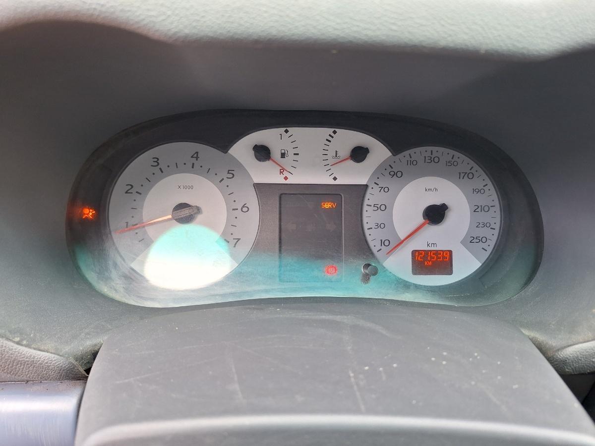 Dezmembrez RENAULT Symbol I 2006 K9K1.5 dci (65 CP)