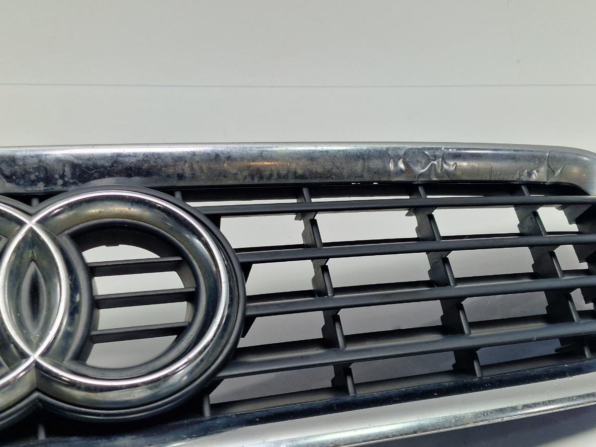 Grila radiator bara fata AUDI A4 Avant 8D5, B5 1994 - 2001 1.6 1.6 1.6 ALZ 8D0853651R