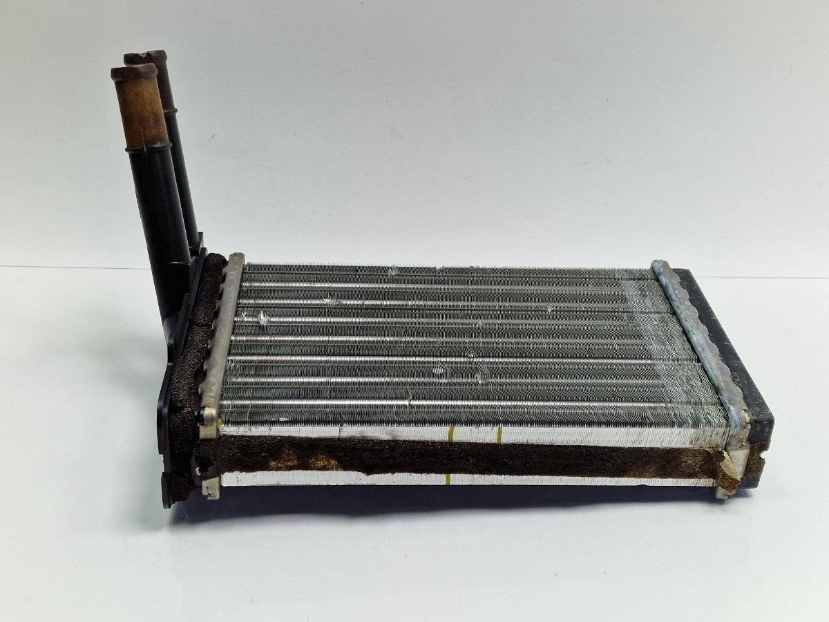 Radiator aeroterma AUDI A4 Avant 8D5, B5 1994 - 2001 1.6 1.6 1.6 ALZ 8D1819031B