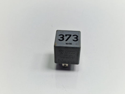 Releu 373 AUDI A4 Avant 8D5, B5 1994 - 2001 1.6 1.6 1.6 ALZ 8D0961253A