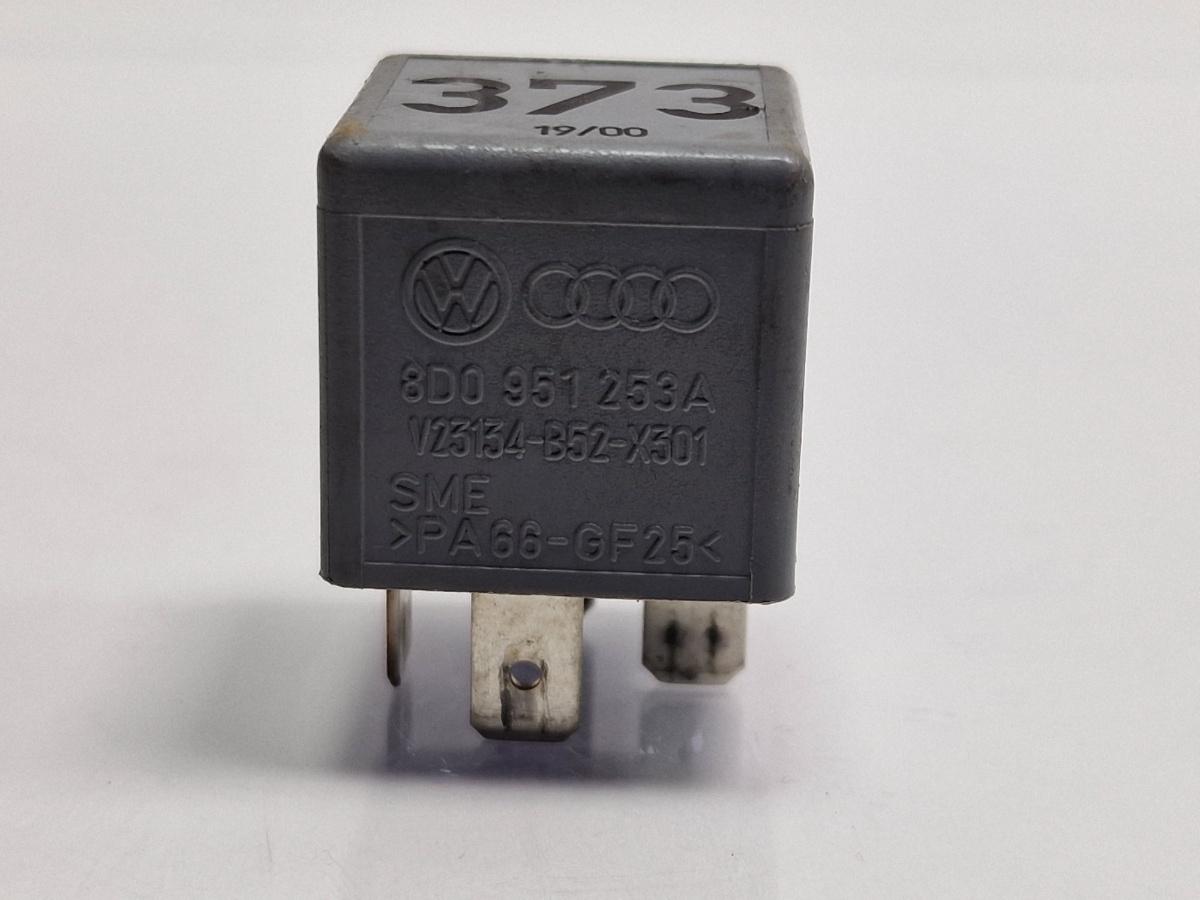 Releu 373 AUDI A4 Avant 8D5, B5 1994 - 2001 1.6 1.6 1.6 ALZ 8D0961253A