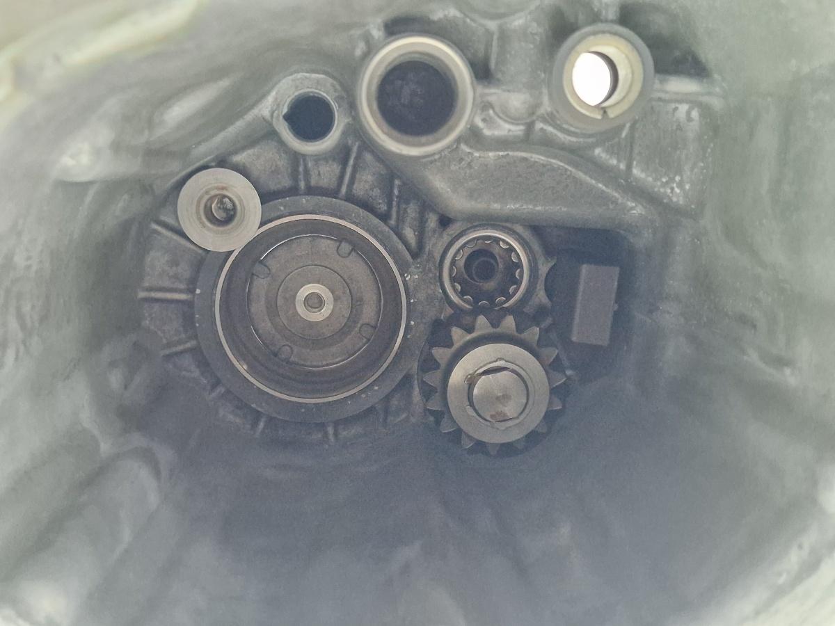 Corp cutie de viteze 5 trepte AUDI A4 Avant 8D5, B5 1994 - 2001 1.6 1.6 1.6 ALZ 012301211AB
