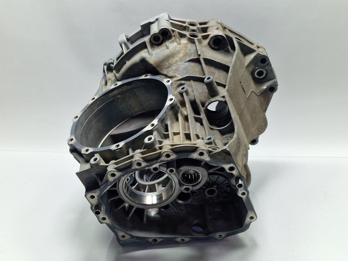 Corp cutie de viteze 5 trepte AUDI A4 Avant 8D5, B5 1994 - 2001 1.6 1.6 1.6 ALZ 012301103S