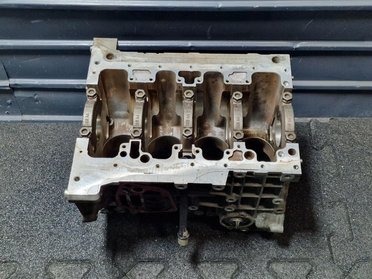 Bloc motor gol AUDI A4 Avant 8D5, B5 1994 - 2001 1.6 1.6 1.6 ALZ 06B103019G