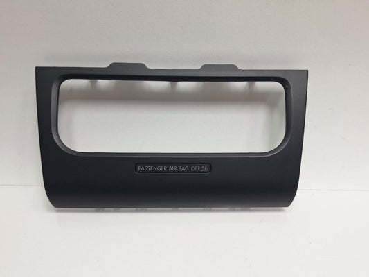 Ornament panou de bord VOLKSWAGEN GOLF VI 5K1_ 2008 - 2012 1.6 TDi BlueMotion CAYC 5K0858069P