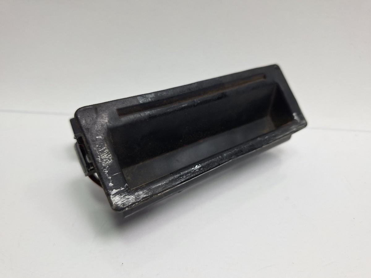 Buton deschidere hayon/portbagaj VOLKSWAGEN GOLF IV Variant 1J5 1999 - 2006 1.9 TDI ATD, AXR 1J0827566F