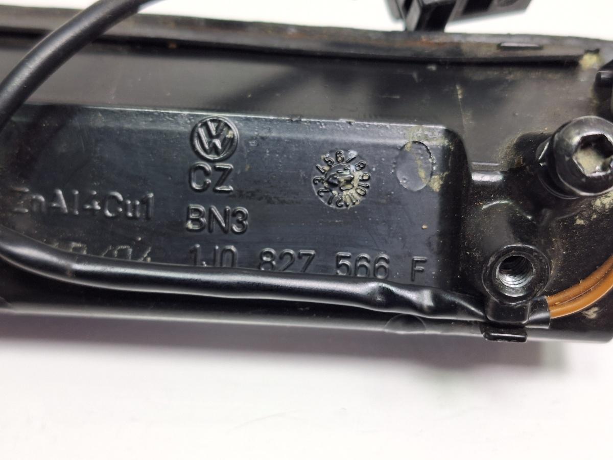 Buton deschidere hayon/portbagaj VOLKSWAGEN GOLF IV Variant 1J5 1999 - 2006 1.9 TDI ATD, AXR 1J0827566F