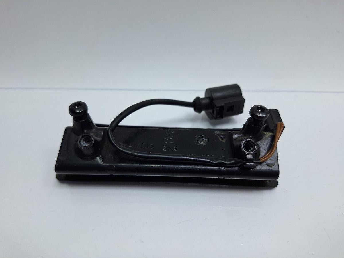 Buton deschidere hayon/portbagaj VOLKSWAGEN GOLF IV Variant 1J5 1999 - 2006 1.9 TDI ATD, AXR 1J0827566F