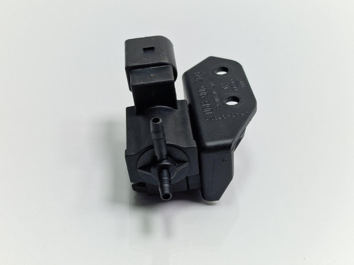 Supapa vacuum AUDI A4 Avant 8D5, B5 1994 - 2001 1.6 1.6 1.6 ALZ 037906283C