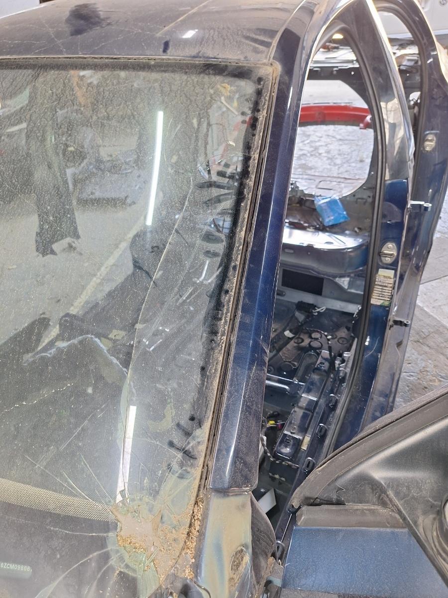 Stalp A montant caroserie fata stanga VOLKSWAGEN JETTA IV 162, 163, AV3, AV2 2009 - 2017