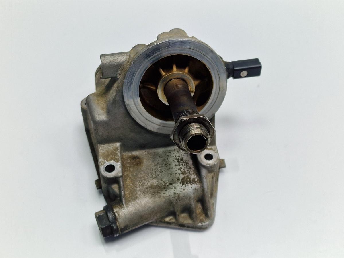 Suport filtru ulei AUDI A4 Avant 8D5, B5 1994 - 2001 1.6 1.6 1.6 ALZ 06A115417