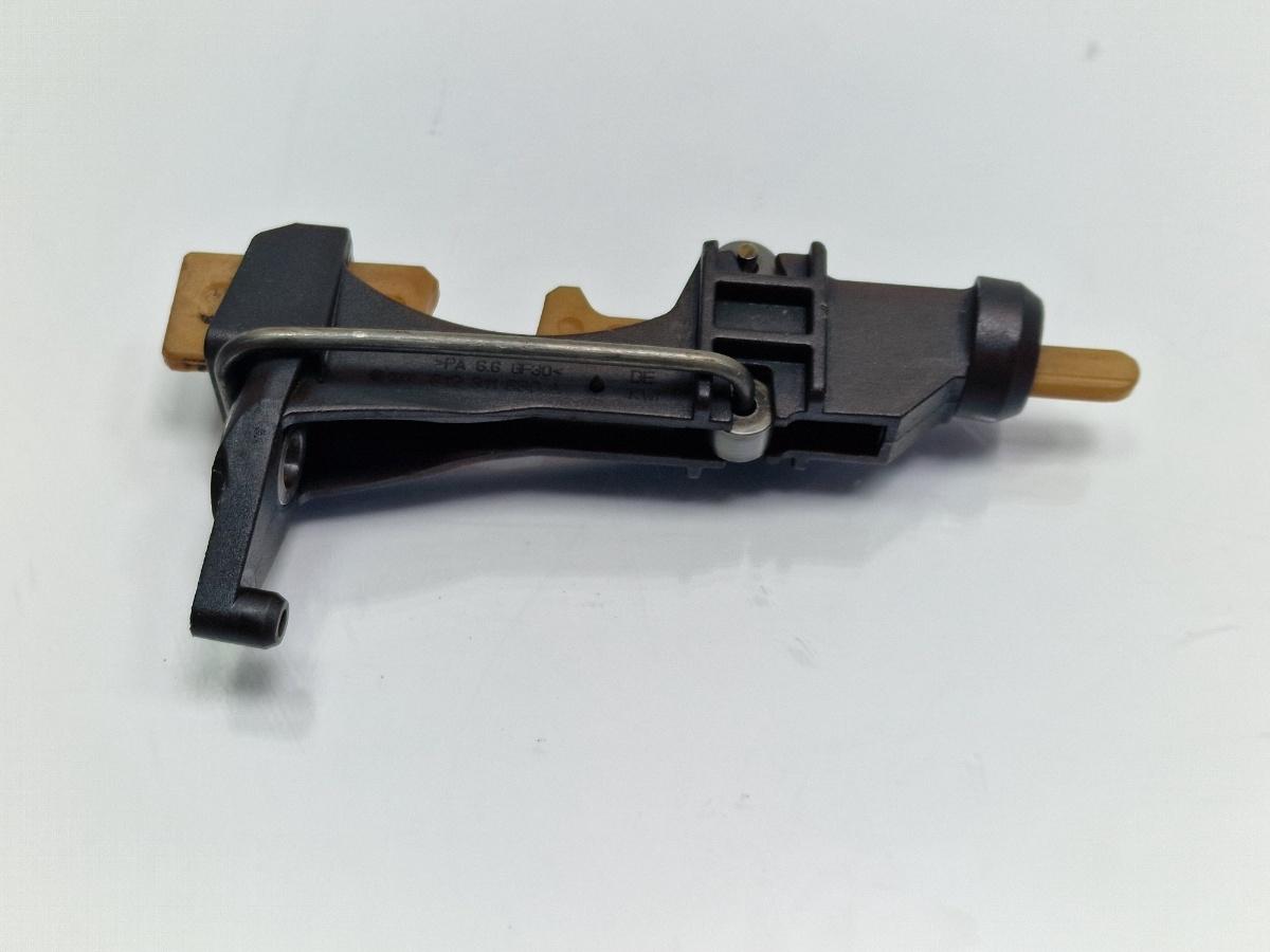 Segment de fixare AUDI A4 Avant 8D5, B5 1994 - 2001 1.6 1.6 1.6 ALZ 012311630A