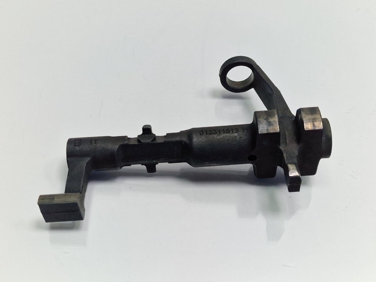Ax de cumutare AUDI A4 Avant 8D5, B5 1994 - 2001 1.6 1.6 1.6 ALZ 012311619H