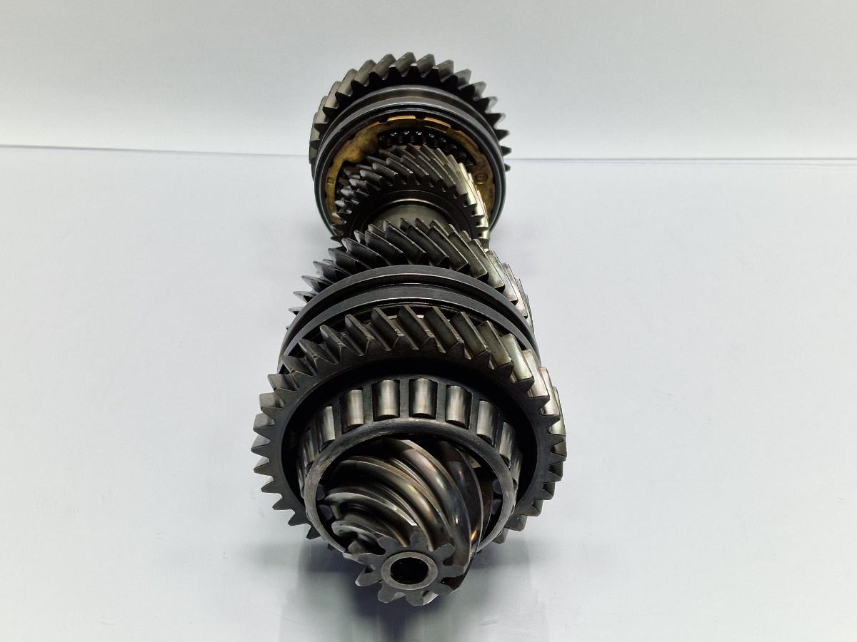 Arbore secundar cu pinioane AUDI A4 Avant 8D5, B5 1994 - 2001 1.6 1.6 1.6 ALZ 01E311149