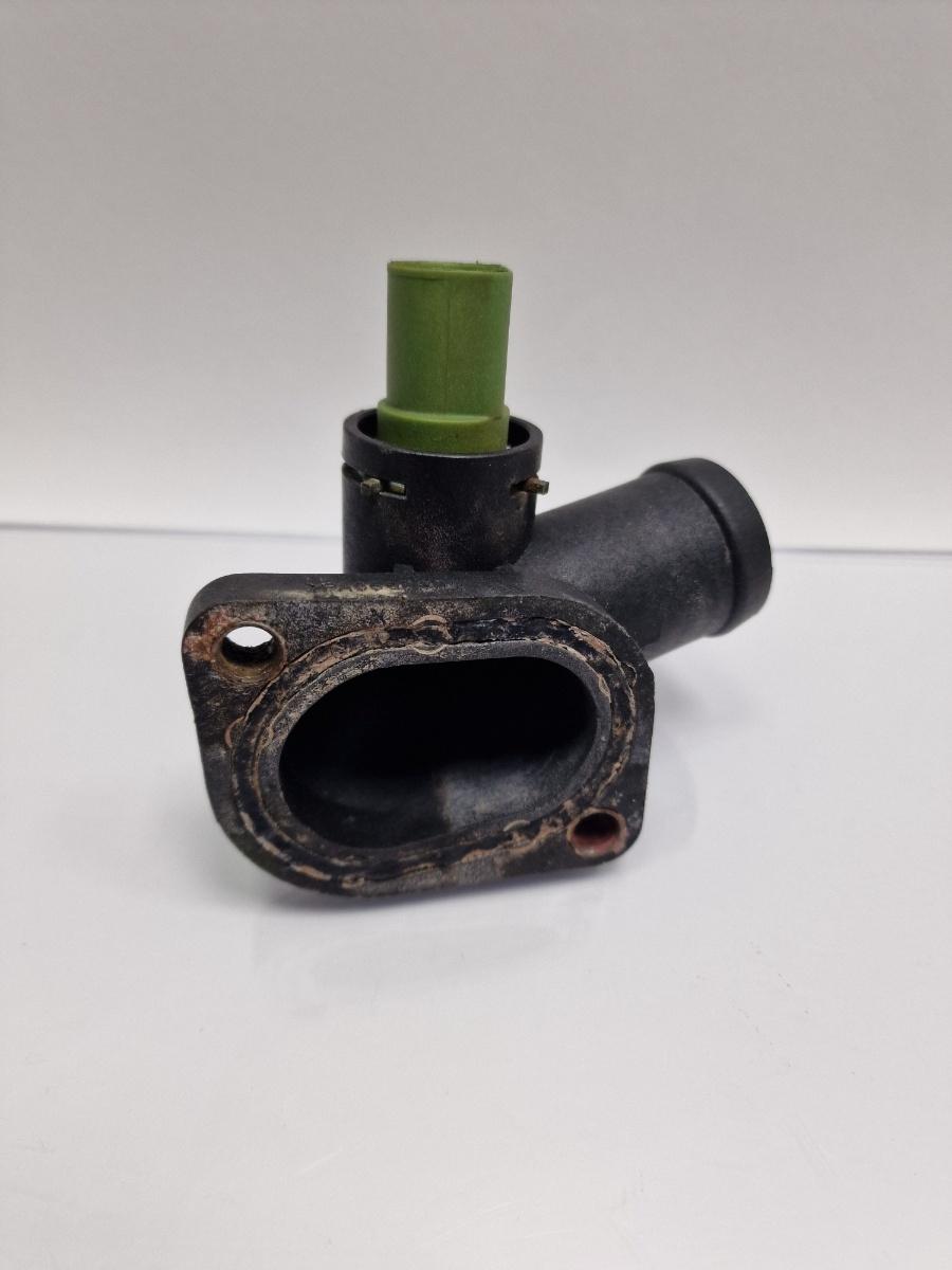 Flansa lichid racire AUDI A4 Avant 8D5, B5 1994 - 2001 1.6 1.6 1.6 ALZ Topran 108195 050121132B