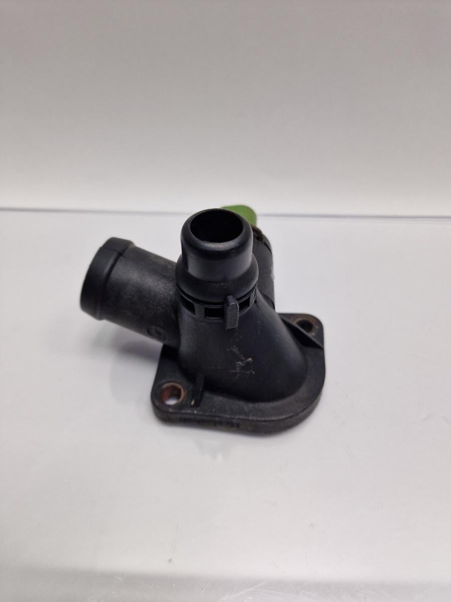 Flansa lichid racire AUDI A4 Avant 8D5, B5 1994 - 2001 1.6 1.6 1.6 ALZ Topran 108195 050121132B