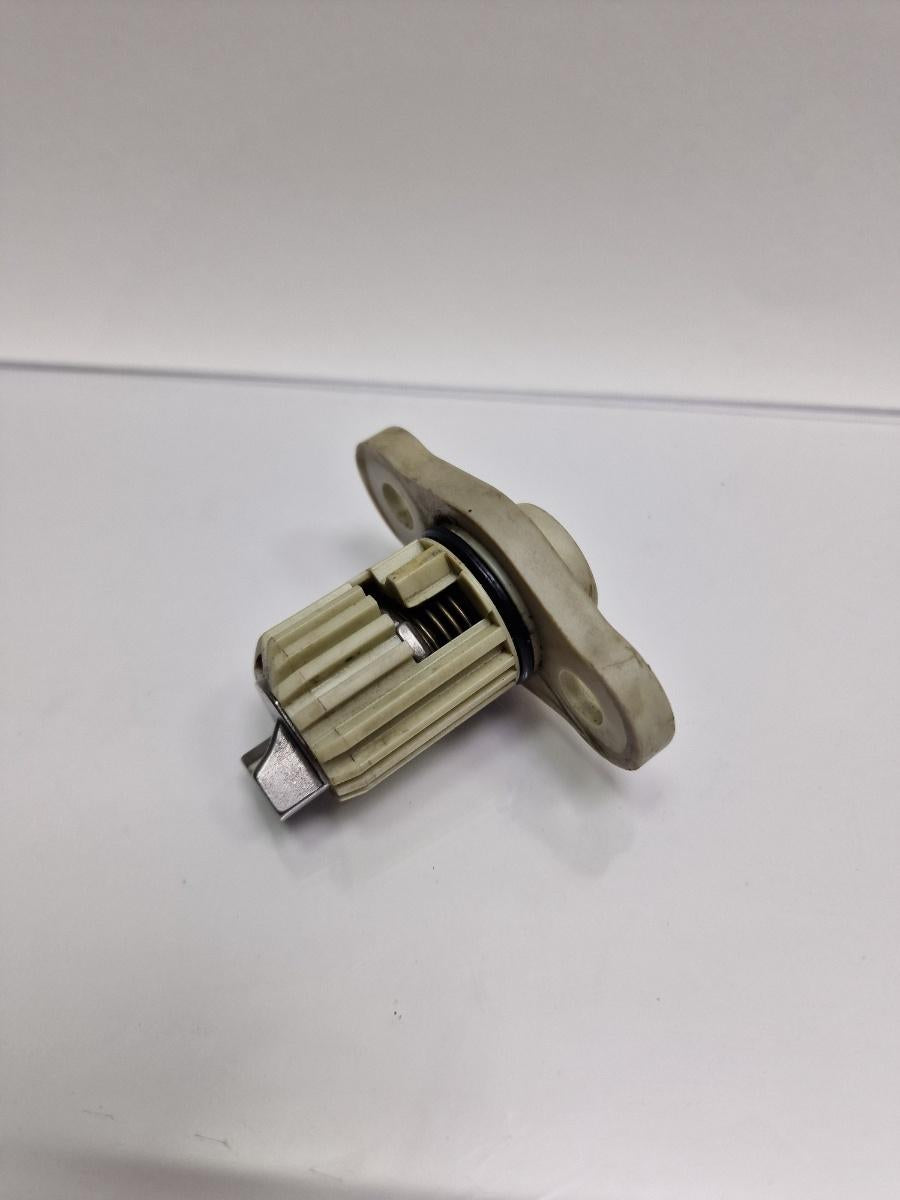 Unitate de blocare cutie AUDI A4 Avant 8D5, B5 1994 - 2001 1.6 1.6 1.6 ALZ 012311691A