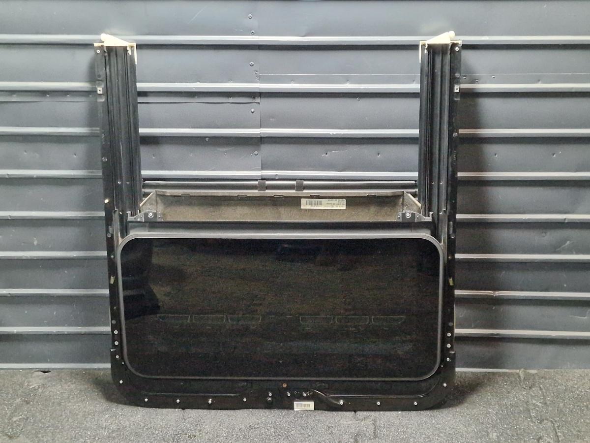 Geam trapa SKODA OCTAVIA II Combi 1Z5 2004 - 2013 2.0 TDI 16V BKD, CFHC, CLCB 1U0877041M
