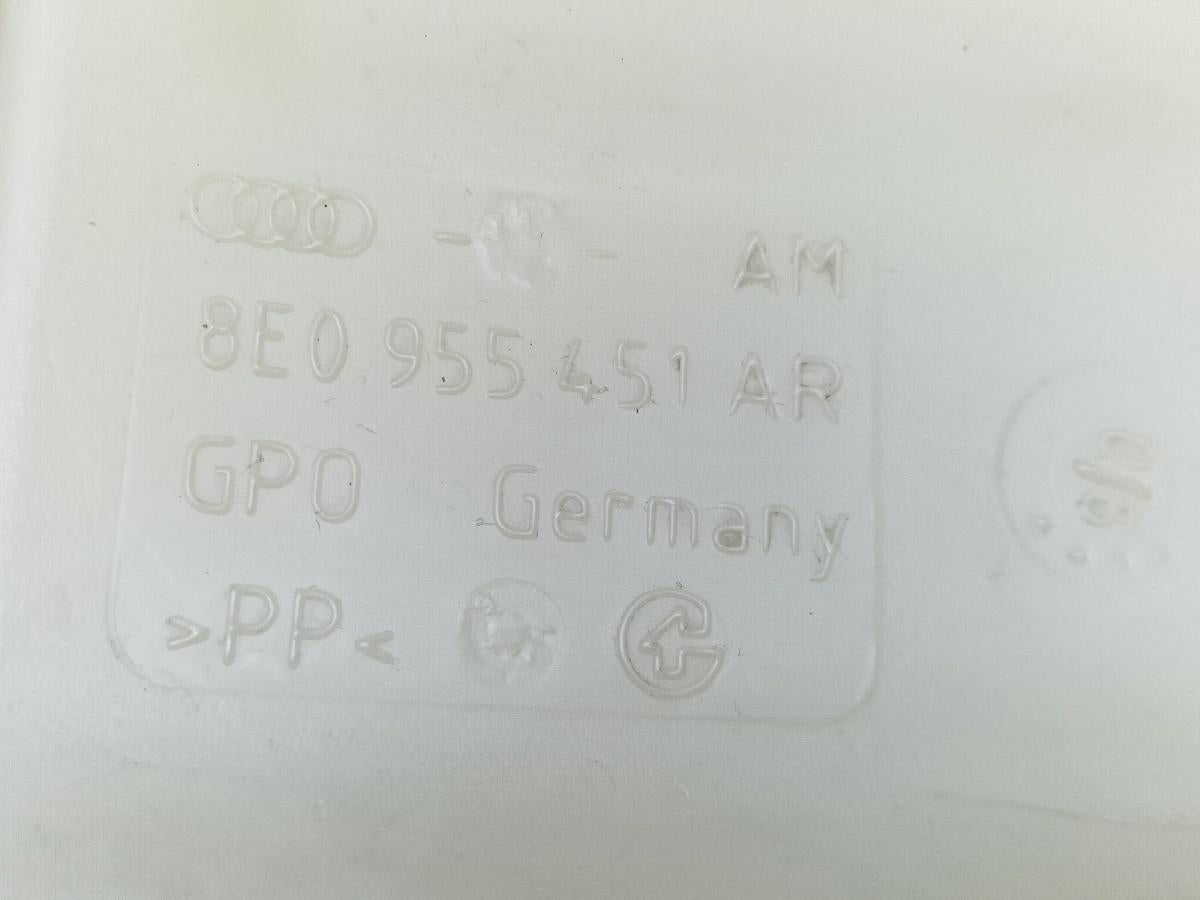 Vas lichid parbriz AUDI A4 III Avant 8ED, B7 2004 - 2008 2.5 TDI BDG 8E0955451AR