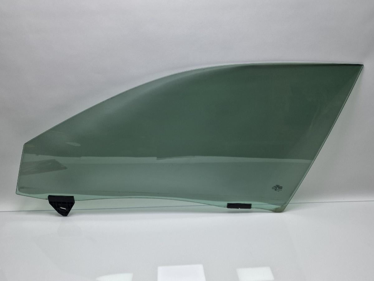 Geam usa stanga fata AUDI A4 III Avant 8ED, B7 2004 - 2008 2.5 TDI BDG SAINT-GOBAIN 43R001025 8E0845021D