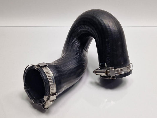 Furtun intercooler AUDI A4 III Avant 8ED, B7 2004 - 2008 2.5 TDI BDG 8E0145738F