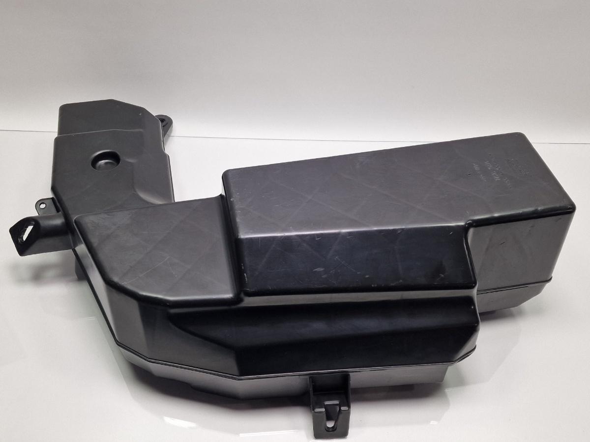 Subwoofer AUDI A4 III Avant 8ED, B7 2004 - 2008 2.5 TDI BDG 8E9035382D