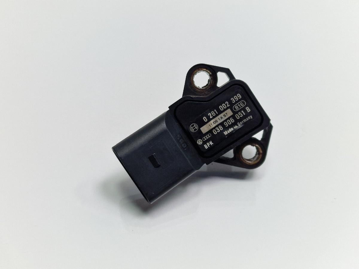 Senzor MAP AUDI A4 III Avant 8ED, B7 2004 - 2008 2.5 TDI BDG BOSCH 0281002399 038906051B