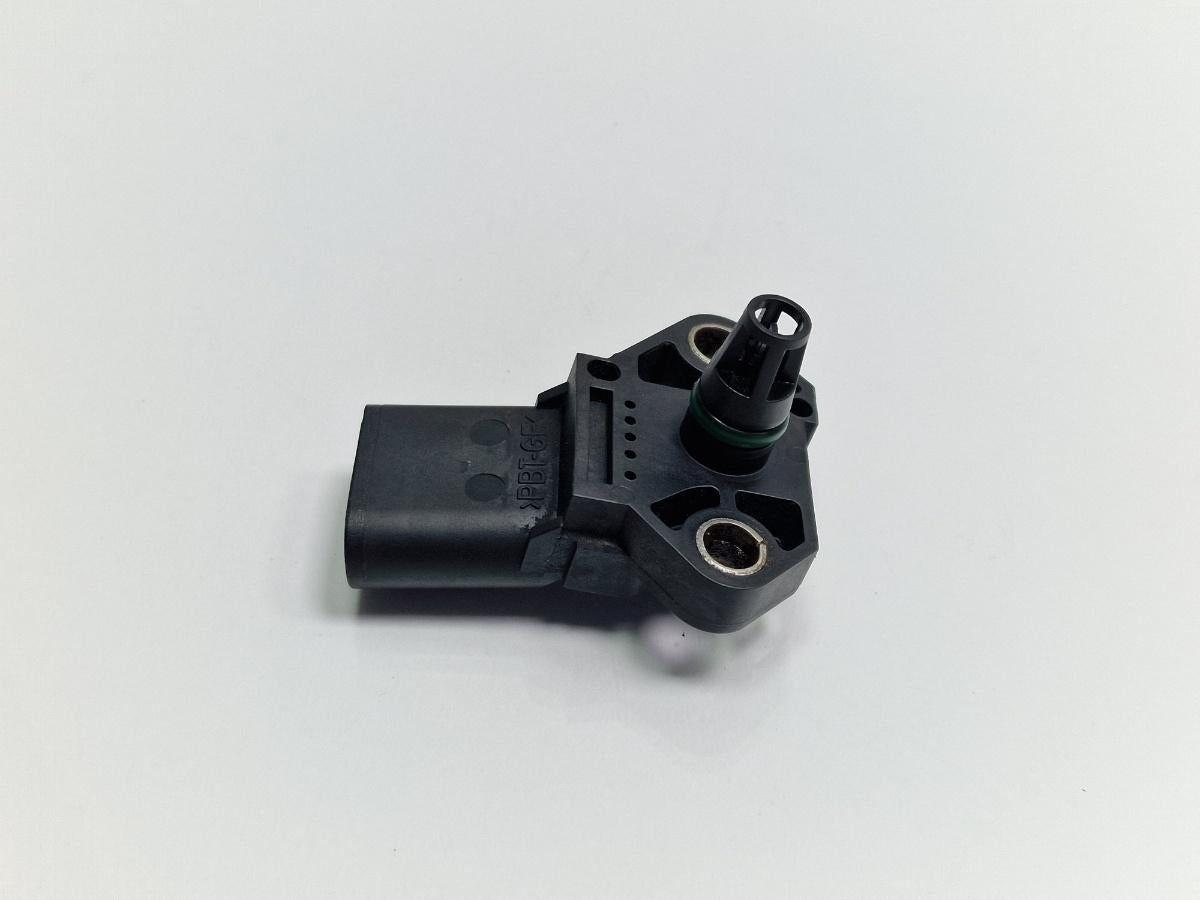 Senzor MAP AUDI A4 III Avant 8ED, B7 2004 - 2008 2.5 TDI BDG BOSCH 0281002399 038906051B