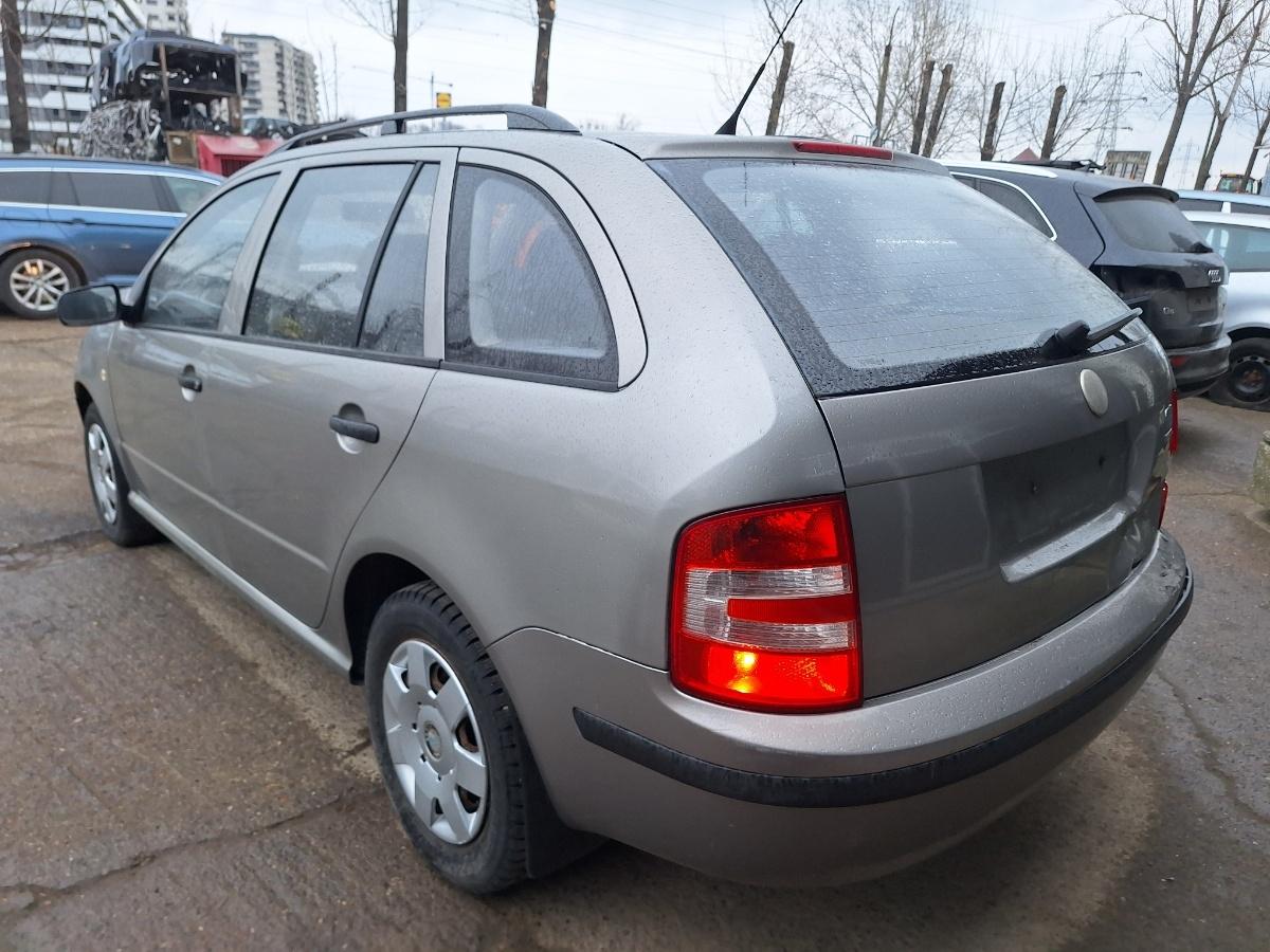 Dezmembrez SKODA FABIA Combi 6Y5 2007 1.2 BME 47KW|64HP