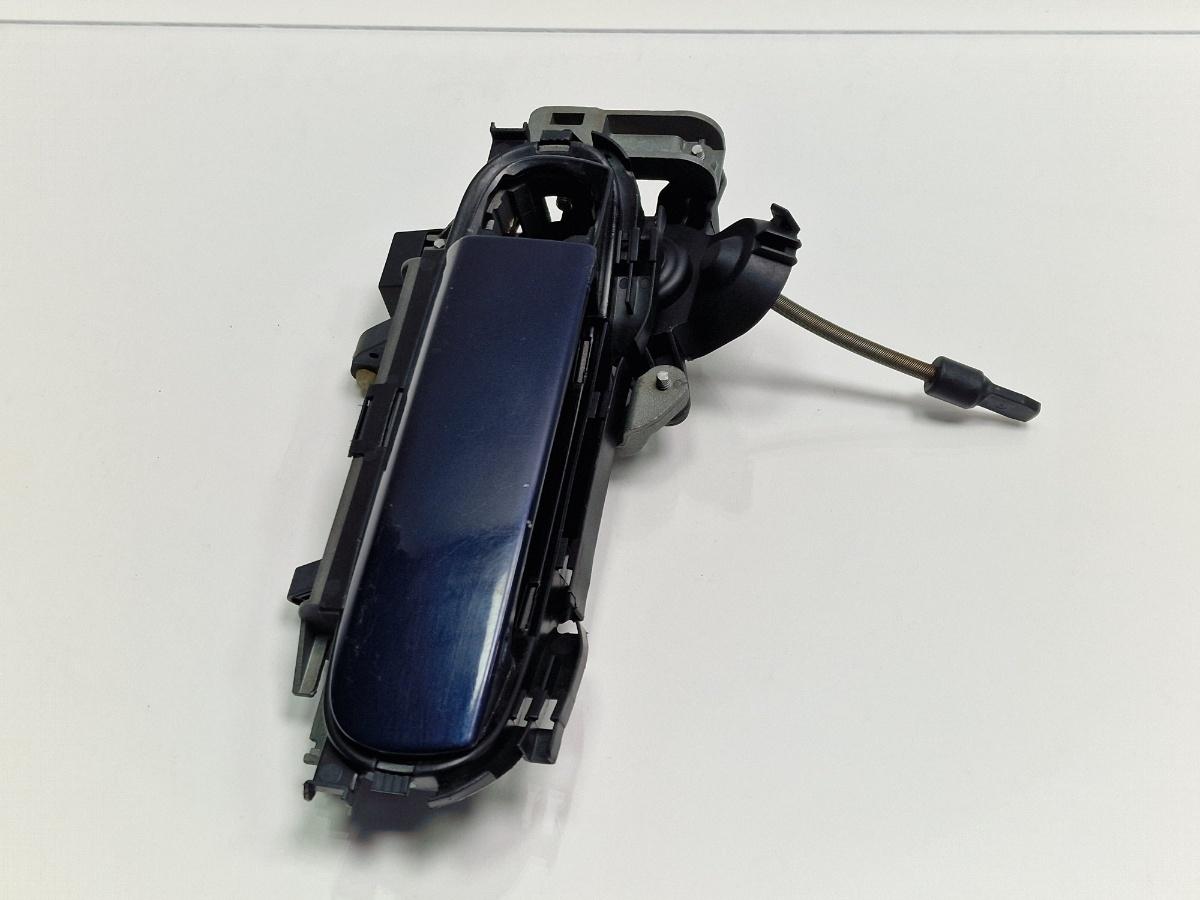 Maner exterior usa stanga fata AUDI A4 III Avant 8ED, B7 2004 - 2008 albastru LZ5J 8E1837207