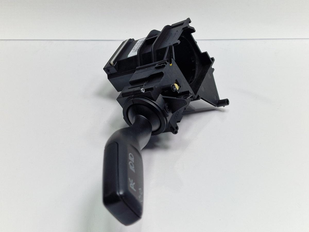 Maneta semnalizare AUDI A4 III Avant 8ED, B7 2004 - 2008 2.5 TDI BDG 4E0953513A