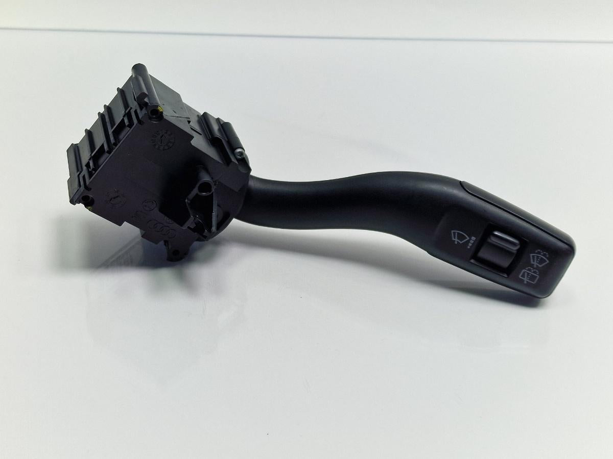 Maneta stergatoare AUDI A4 III Avant 8ED, B7 2004 - 2008 2.5 TDI BDG 4E0953503A