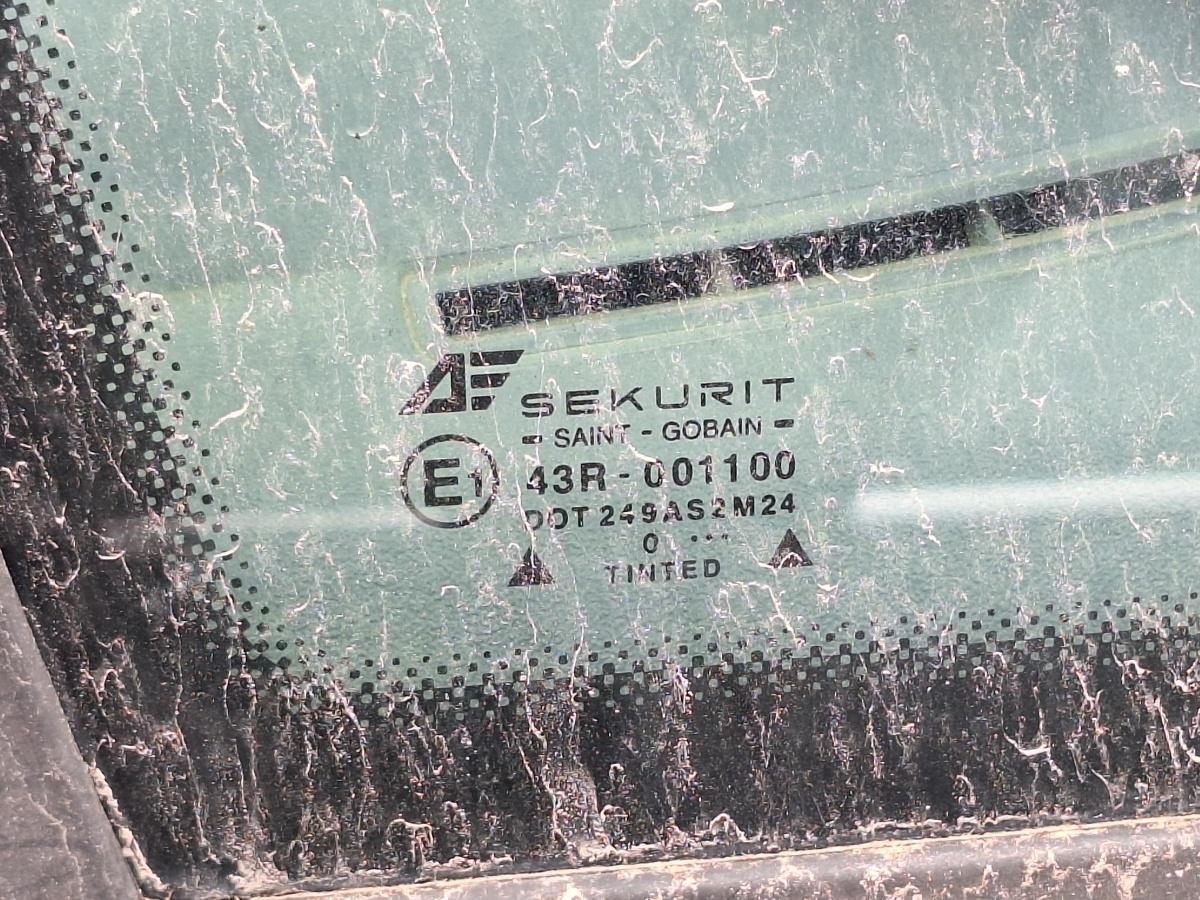 Geam fix fata dreapta SEAT ALHAMBRA 7V8, 7V9 1996 - 2010 1.9 TDI AUY, BVK