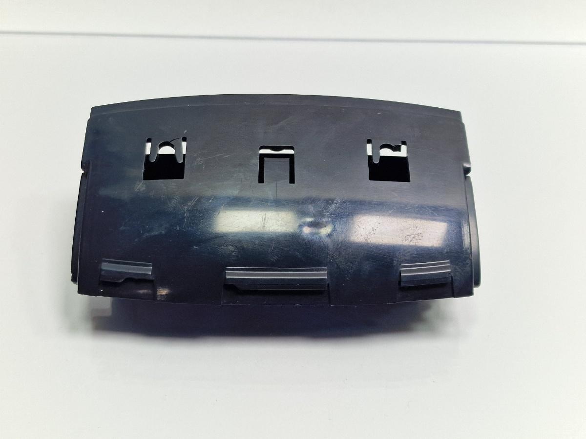 Scrumiera cotiera spate AUDI A4 III Avant 8ED, B7 2004 - 2008 2.5 TDI BDG 8E0857961M