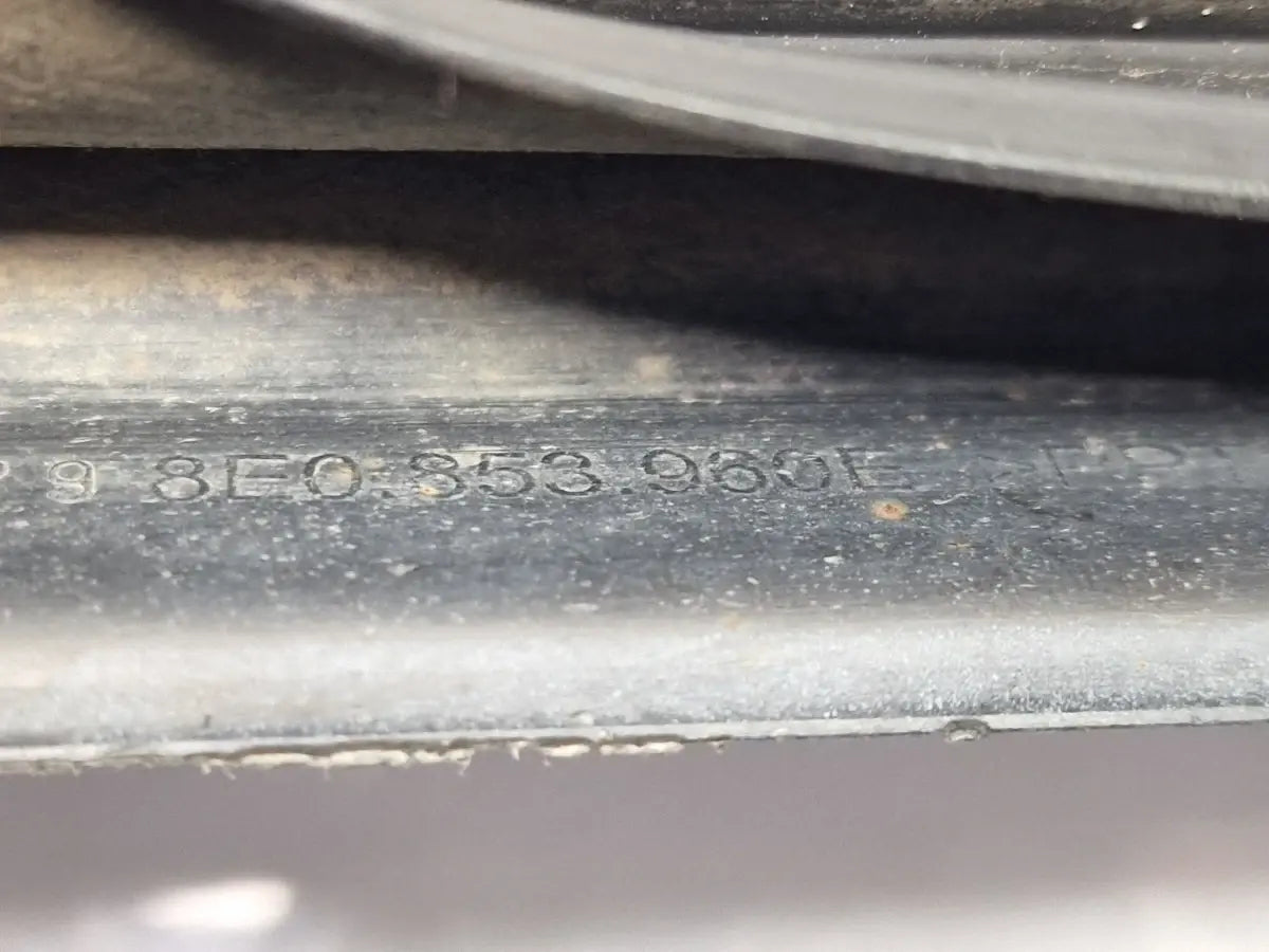 Bandou usa dreapta fata AUDI A4 III Avant 8ED, B7 2004 - 2008 2.5 TDI BDG 8E0853960E