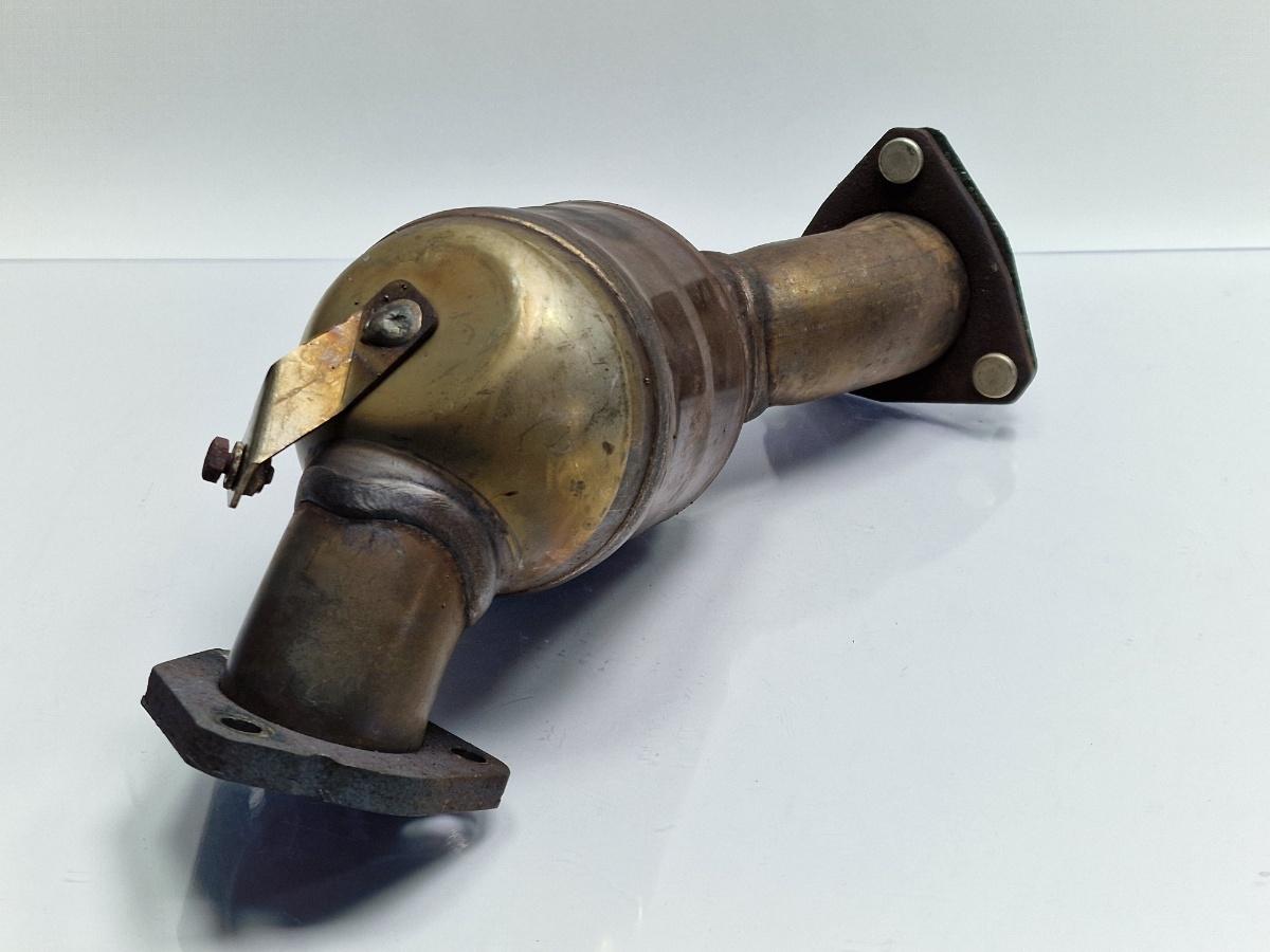 Catalizator AUDI A4 III Avant 8ED, B7 2004 - 2008 2.5 TDI BDG 8E0131701ED