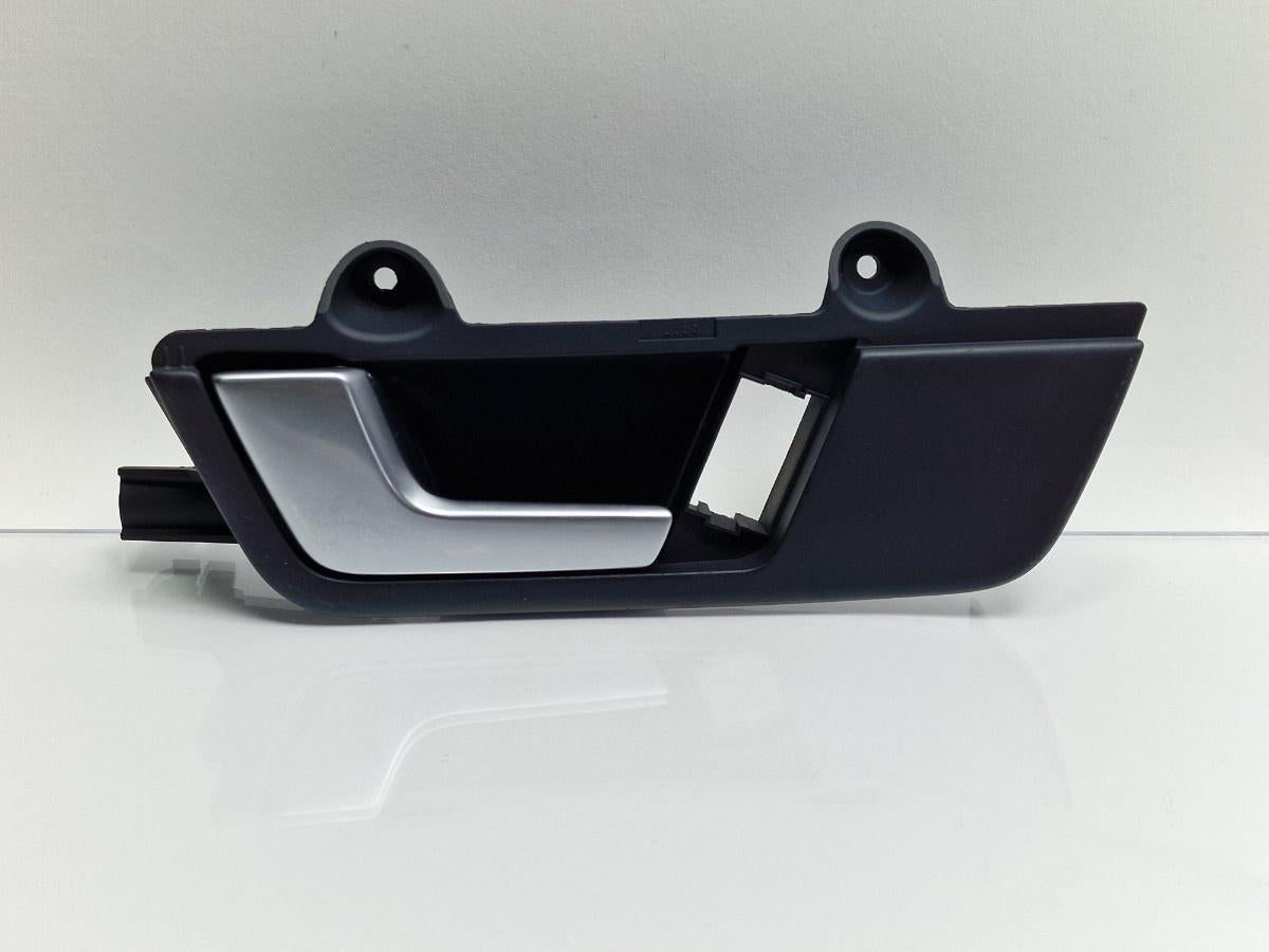 Maner interior usa stanga fata AUDI A4 III Avant 8ED, B7 2004 - 2008 2.5 TDI BDG 8E1837019F