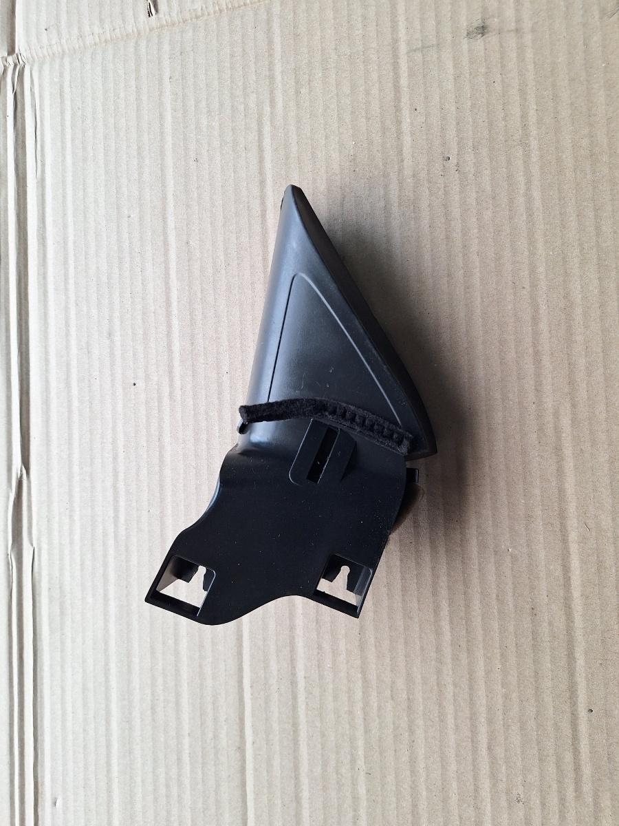 Alte ornamente portiera fata stanga VOLKSWAGEN JETTA IV 162, 163, AV3, AV2 2009 -> 5C6837973