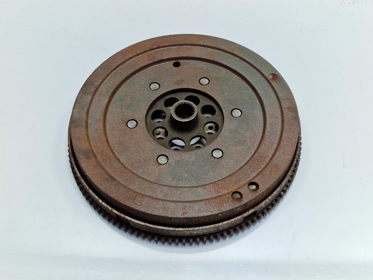 Volanta masa dubla cutie multitronic AUDI A4 III Avant 8ED, B7 2004 - 2008 2.5 TDI BDG 059105317D