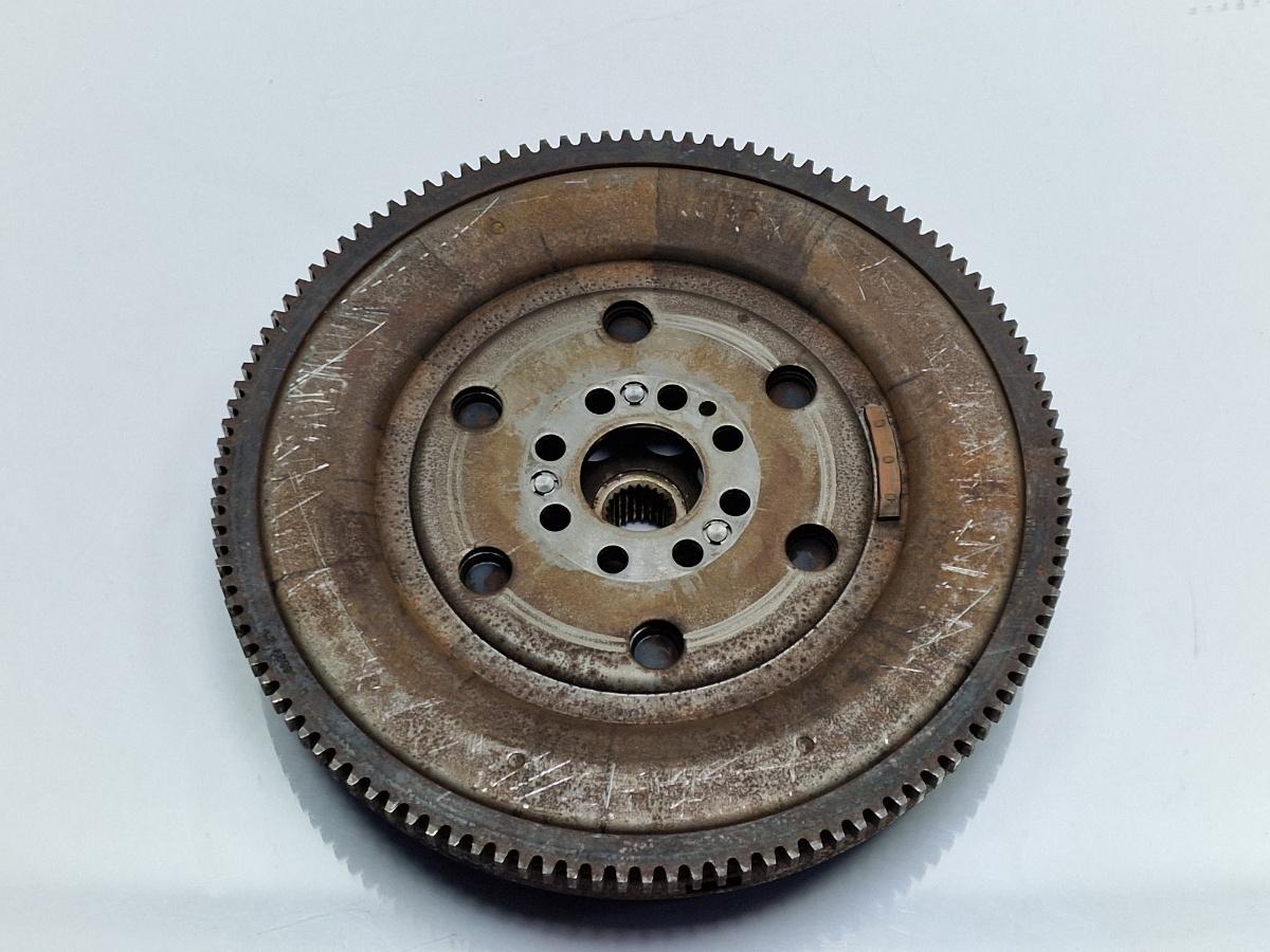 Volanta masa dubla cutie multitronic AUDI A4 III Avant 8ED, B7 2004 - 2008 2.5 TDI BDG 059105317D