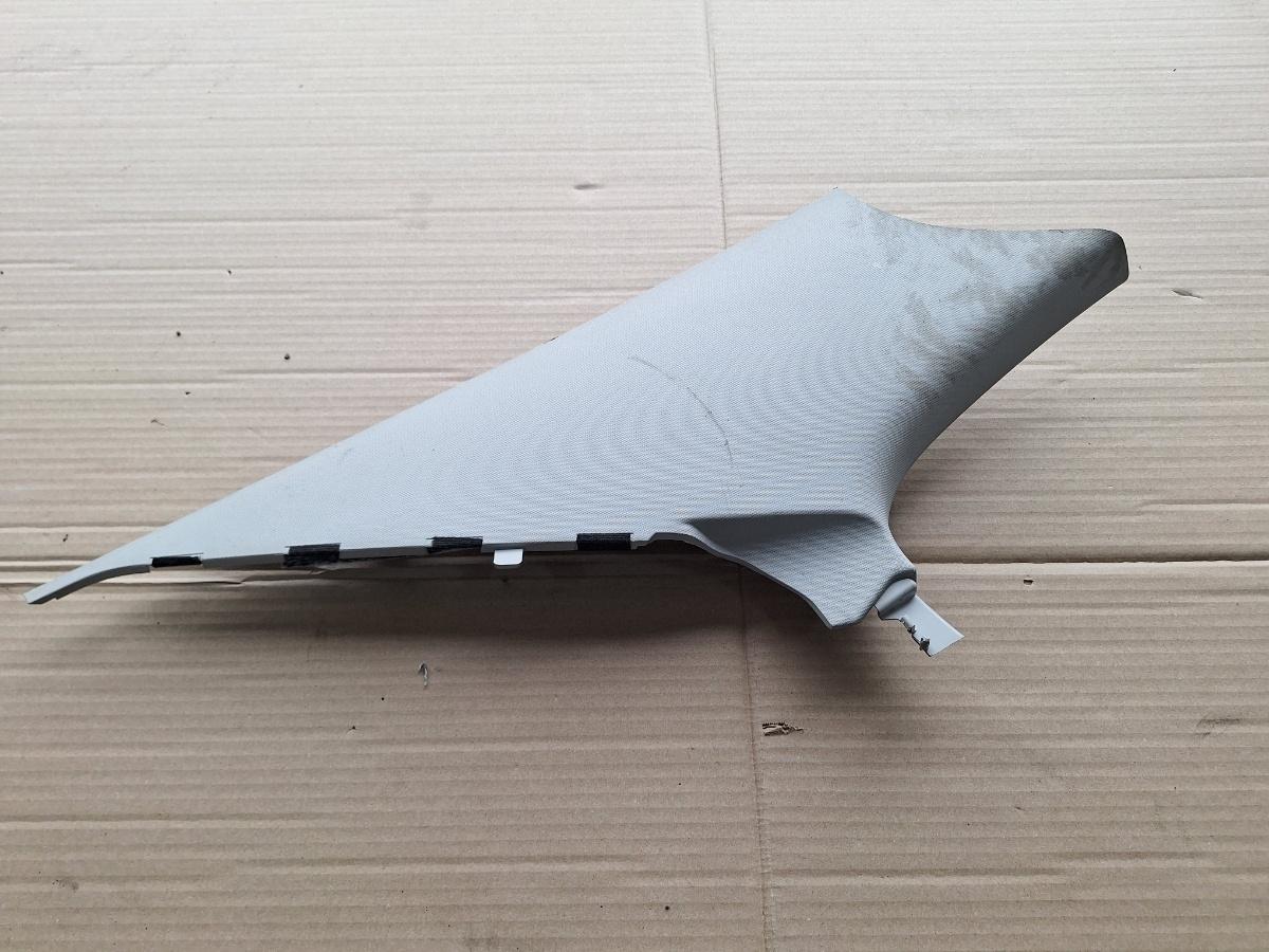 Ornament stalp (D) (superior) stanga VOLKSWAGEN JETTA IV 162, 163, AV3, AV2 2009 -> 1.2 TSI CBZB 5C6867287