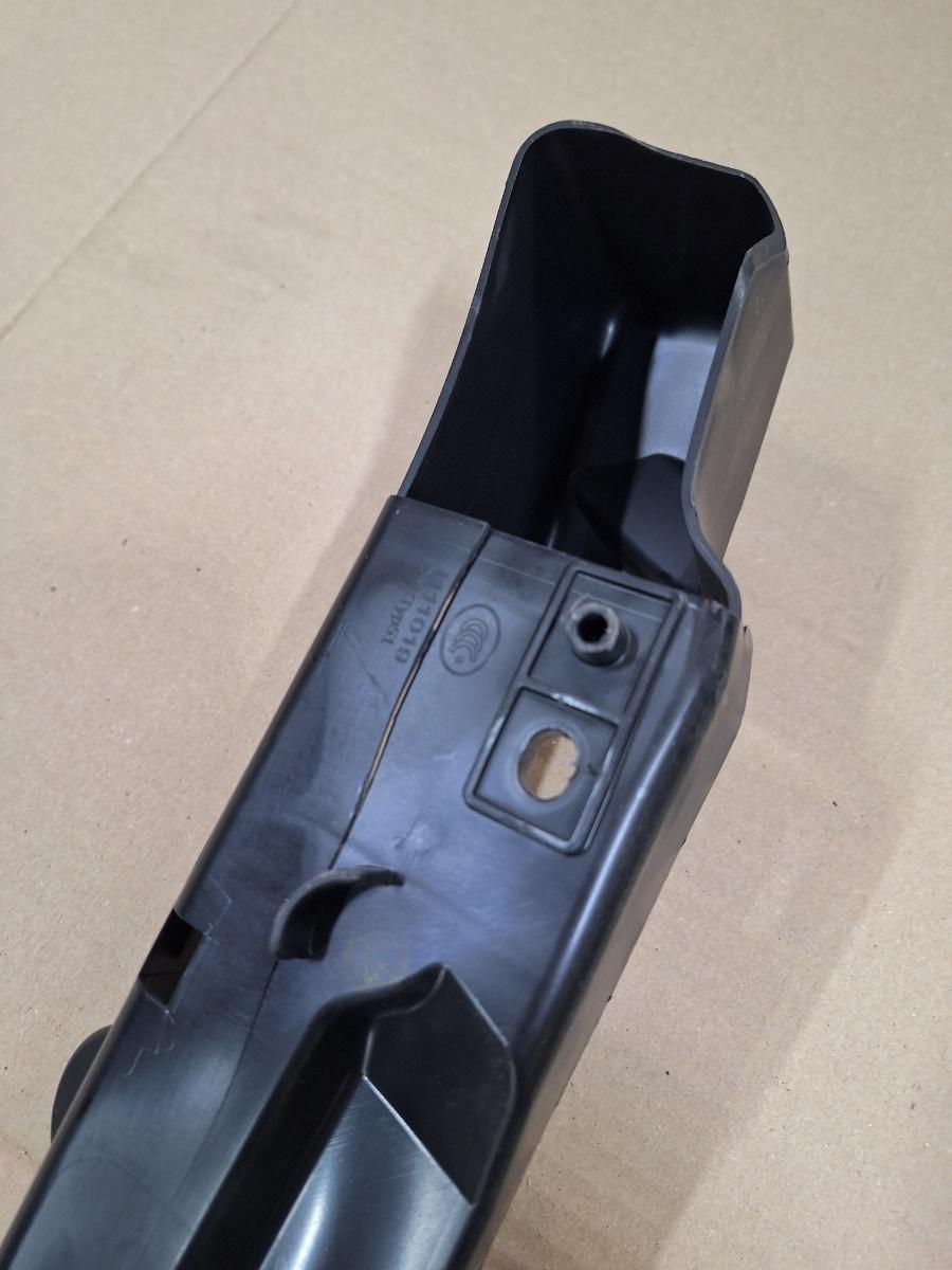 Set de scule AUDI A6 IV Avant 4G5, C7, 4GD 2011 - 2018 2.0 TDI CSUD, DDCB 4G0011215