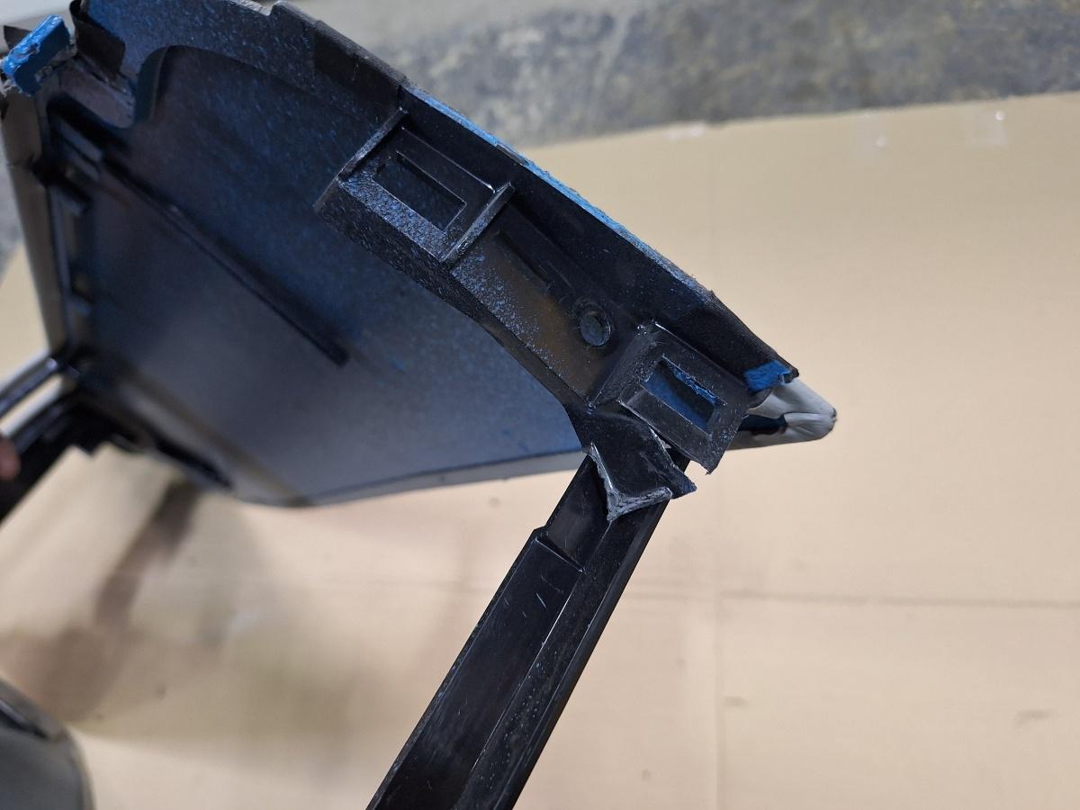 Consola centrala (tunel) AUDI A6 IV Avant 4G5, C7, 4GD 2011 - 2018 2.0 TDI CSUD, DDCB 4G0863244D