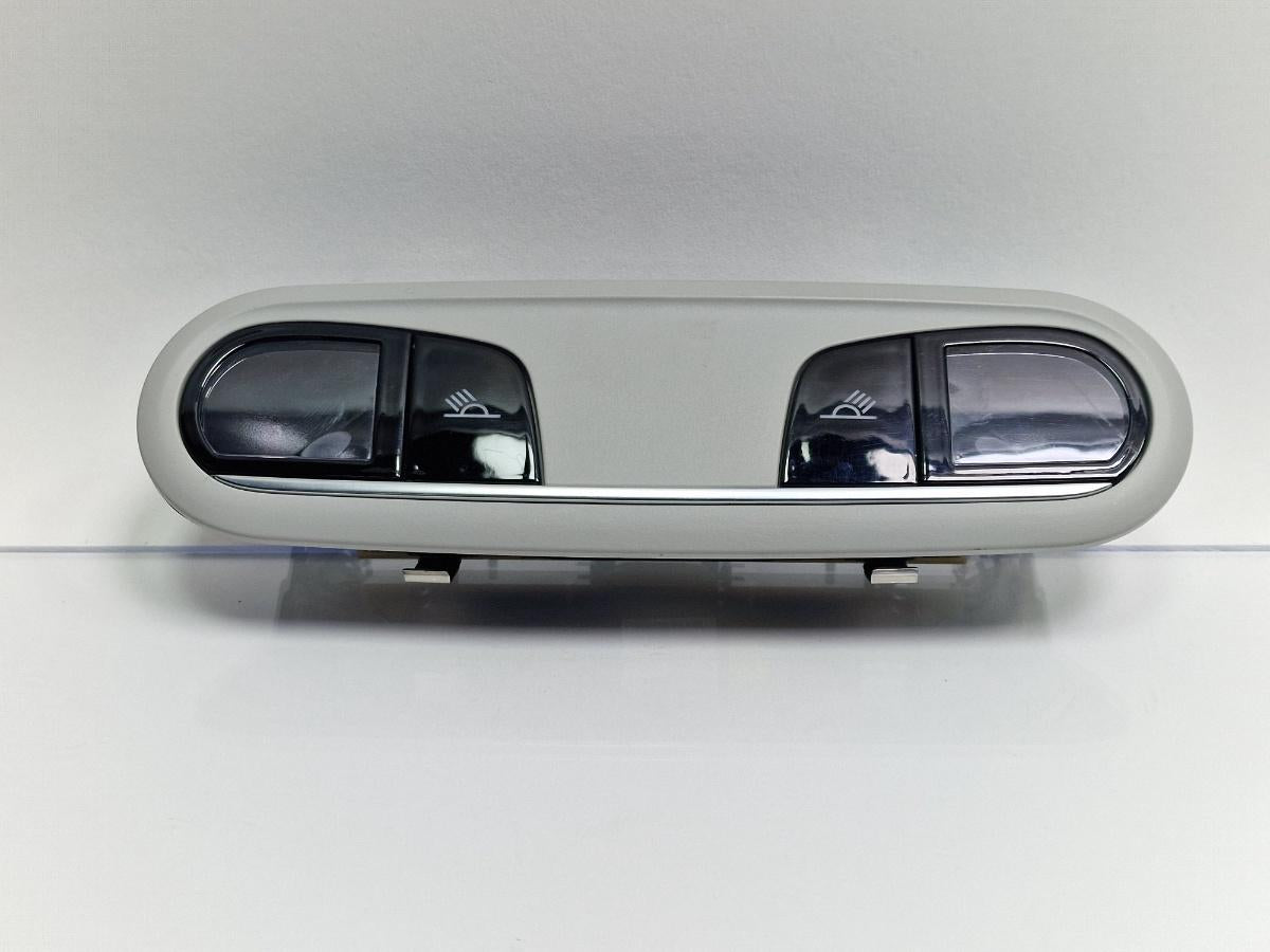 Plafoniera spate AUDI A6 IV Avant 4G5, C7, 4GD 2011 - 2018 2.0 TDI CSUD, DDCB 4G0947111A